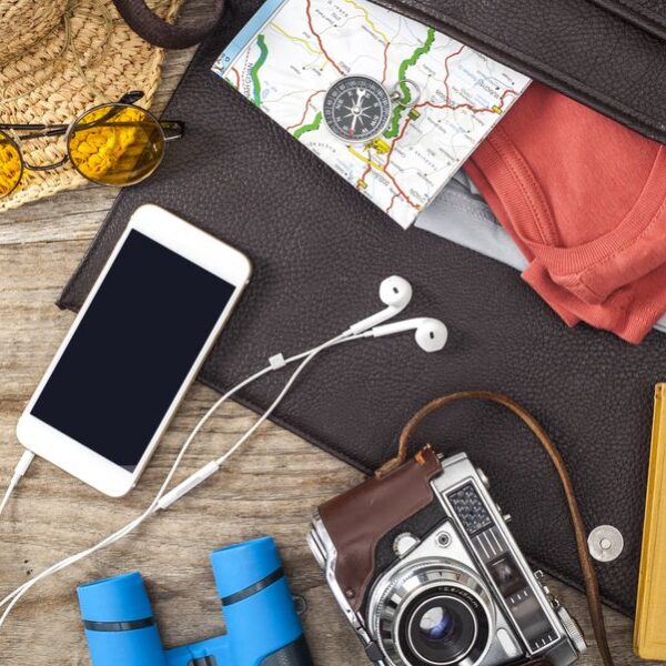 10 Must-Have Traveling Gadgets for Every Adventurer